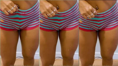Hot cat Lessa Silva in homemade video naughty