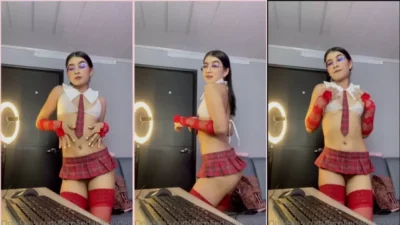 Fernanda Gil dressed in high school
